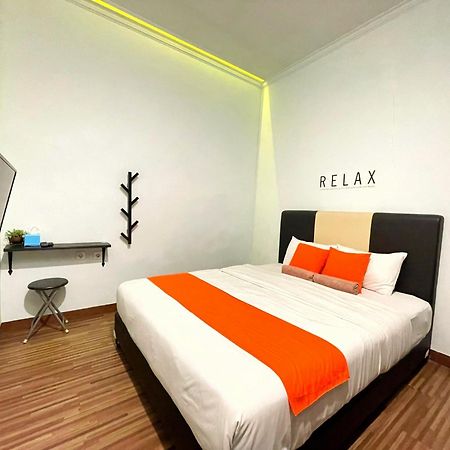 Room Ijen Hostel Баньюванги Экстерьер фото