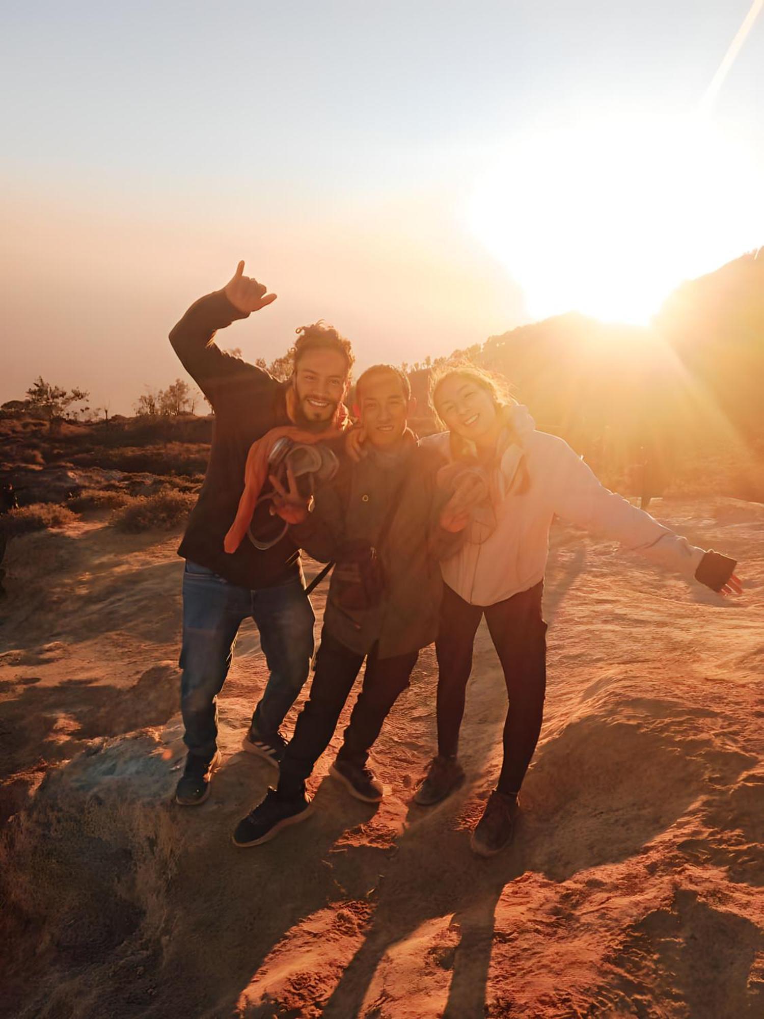 Room Ijen Hostel Баньюванги Экстерьер фото