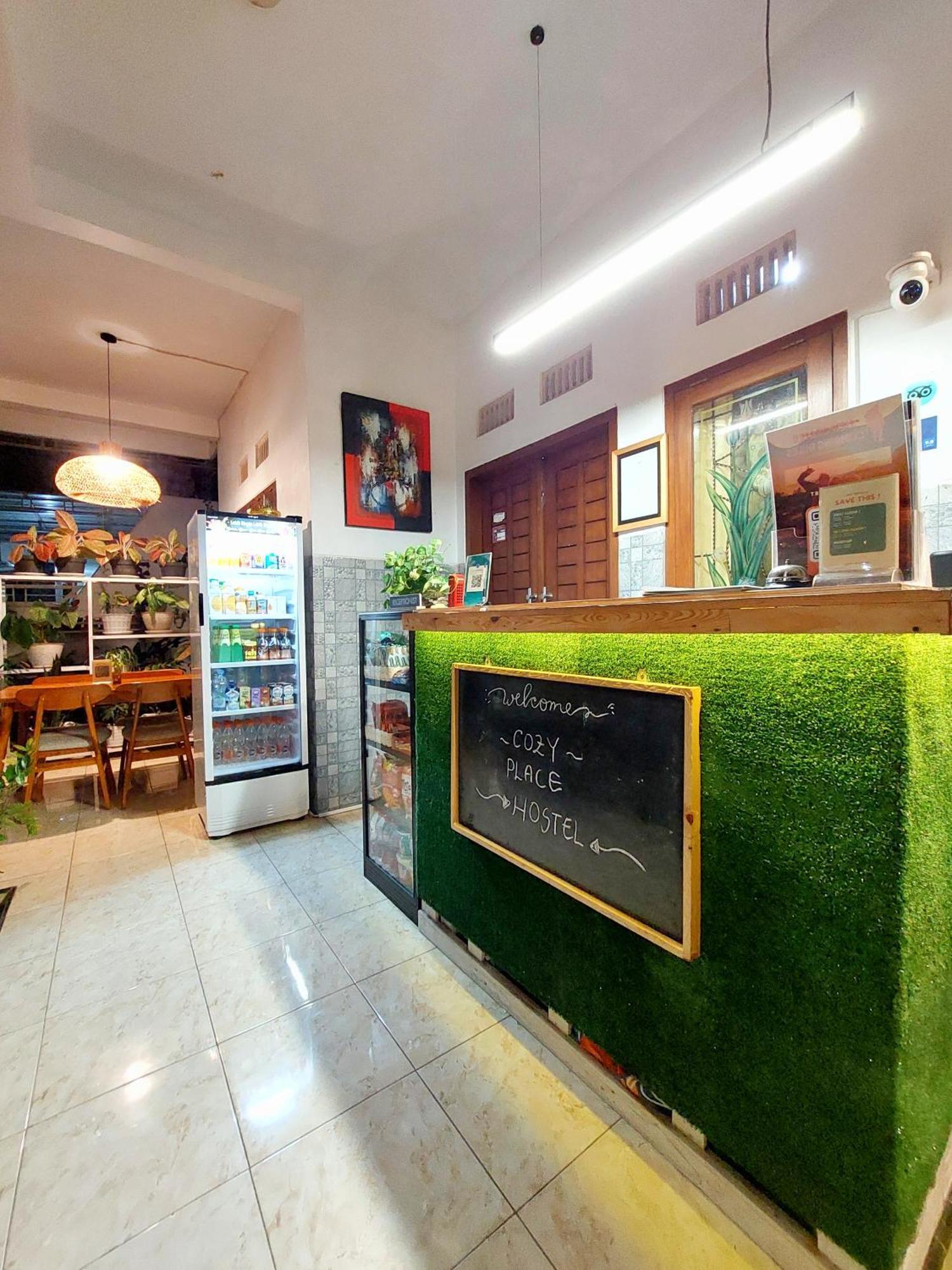 Room Ijen Hostel Баньюванги Экстерьер фото