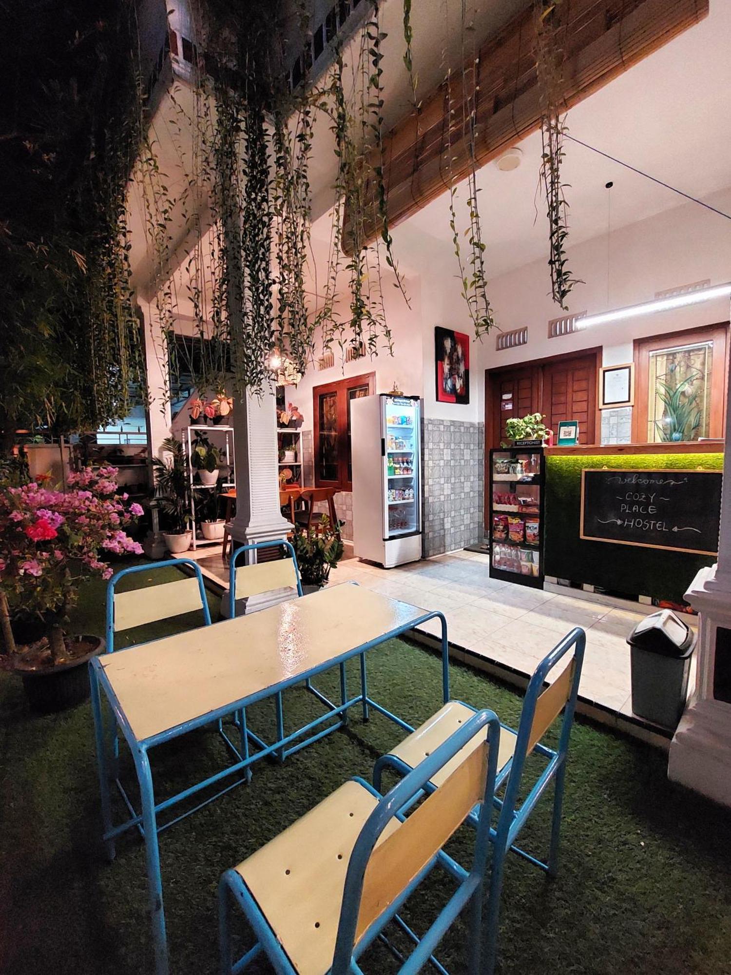 Room Ijen Hostel Баньюванги Экстерьер фото