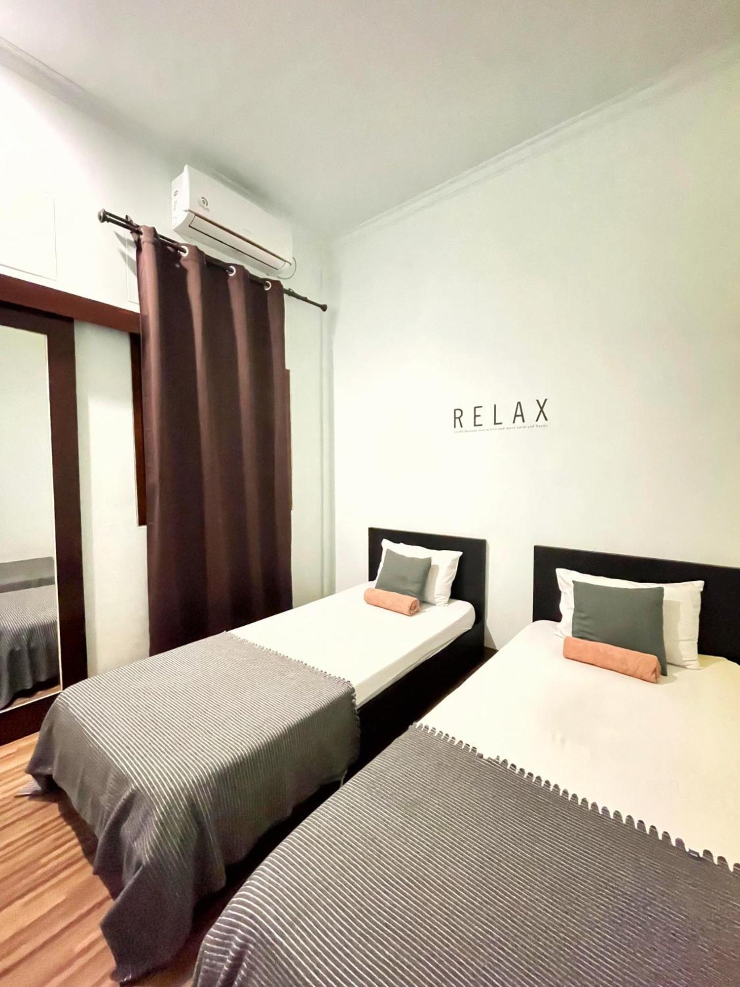 Room Ijen Hostel Баньюванги Экстерьер фото