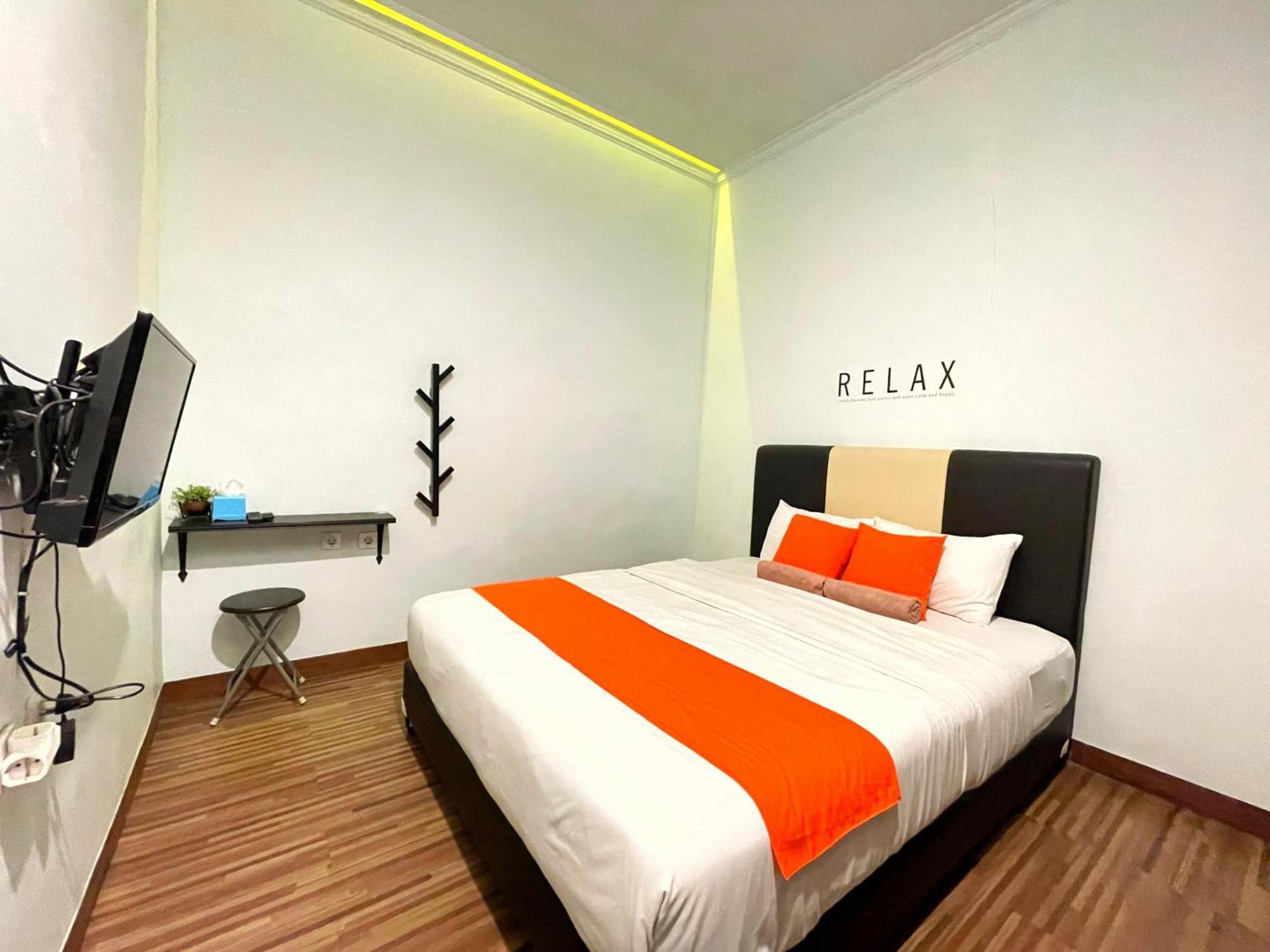 Room Ijen Hostel Баньюванги Экстерьер фото