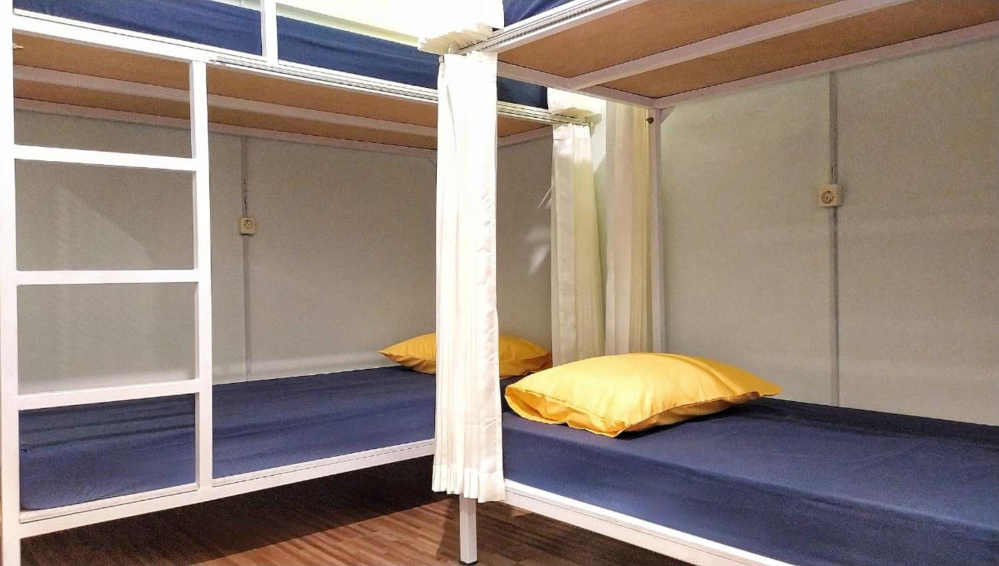 Room Ijen Hostel Баньюванги Экстерьер фото