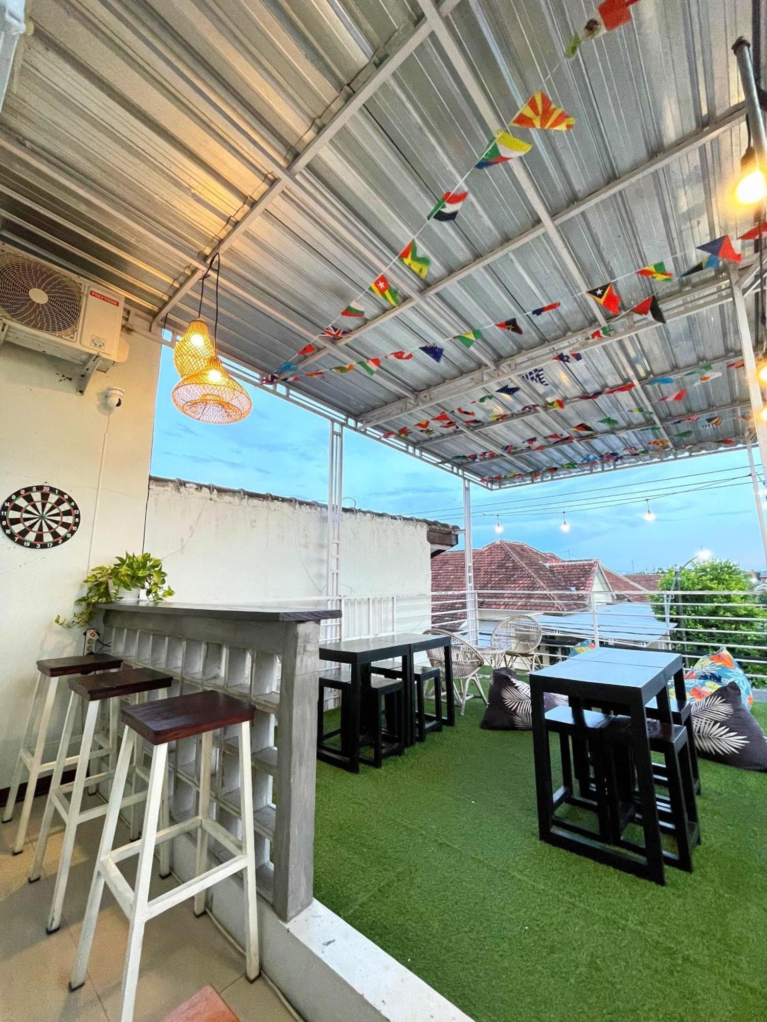 Room Ijen Hostel Баньюванги Экстерьер фото